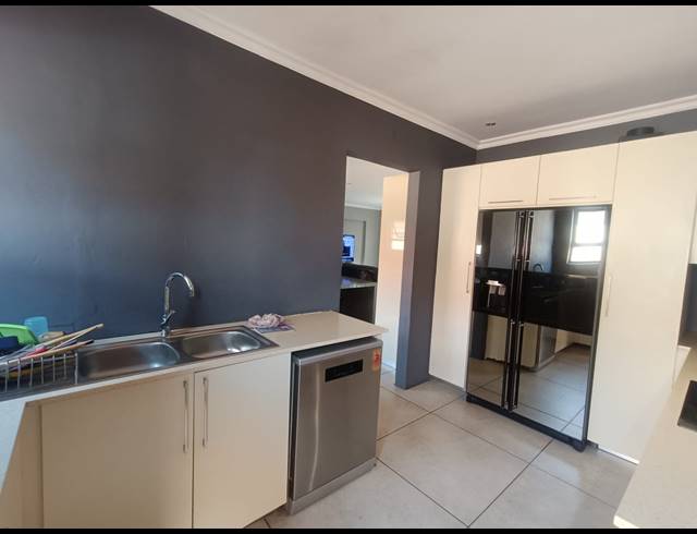 4 BEDROOM HOUSE FOR SALE IN VANDERBIJLPARK SE 8